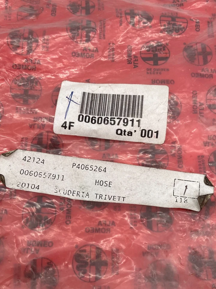Alfa Romeo GTV Spider Air Conditioning Condenser hose 60657911 New Genuine - Imagen 3 de 4
