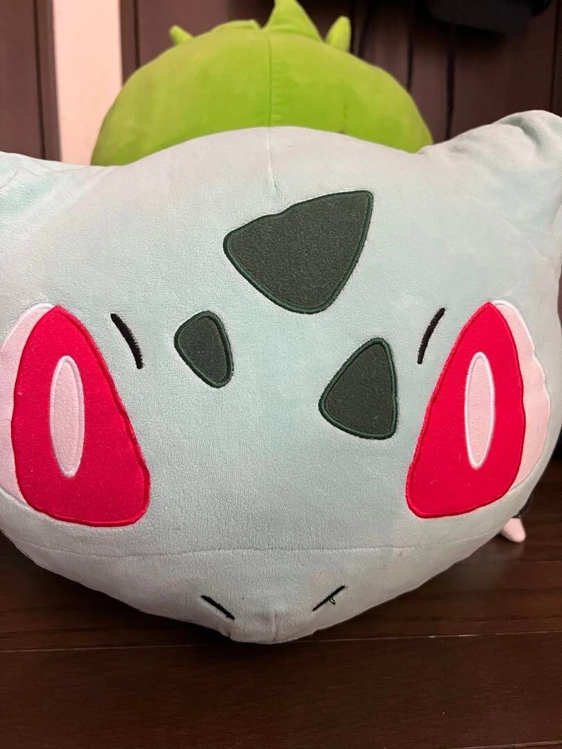 Life size cheap bulbasaur plush