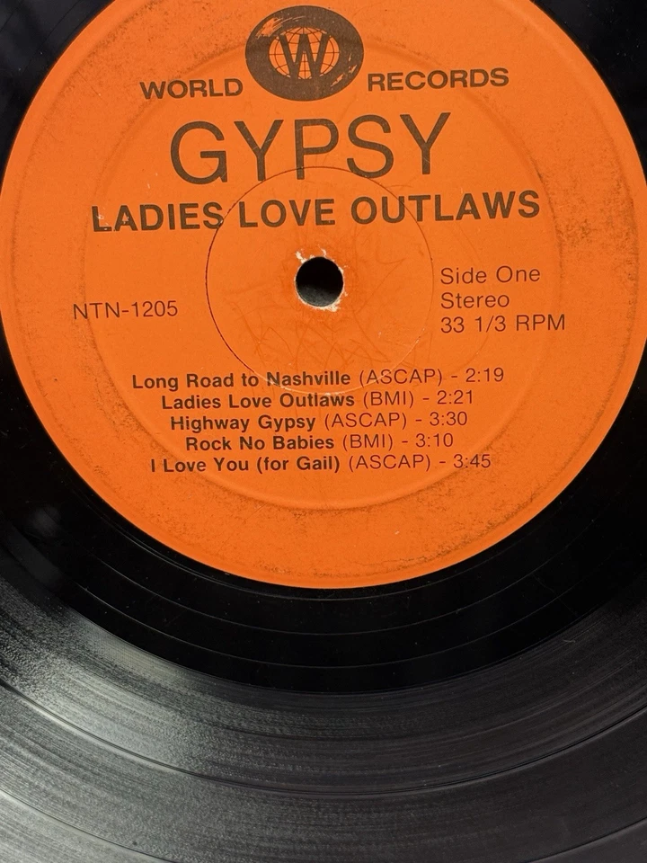 VINTAGE GYPSY 'LADIES LOVE OUTLAWS' VINYL LP WORLD RECORDS NTN-1205 - Image 3 of 4