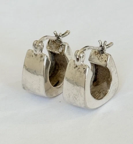Vintage Sterling Silver Modernist Minimalist Huggie Hoop Earrings