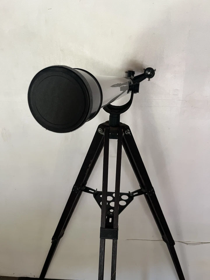 Telescopio Bushnell Sky Chief I de colección con trípode de madera - Modelo 78-5500 Foto 4 de 4