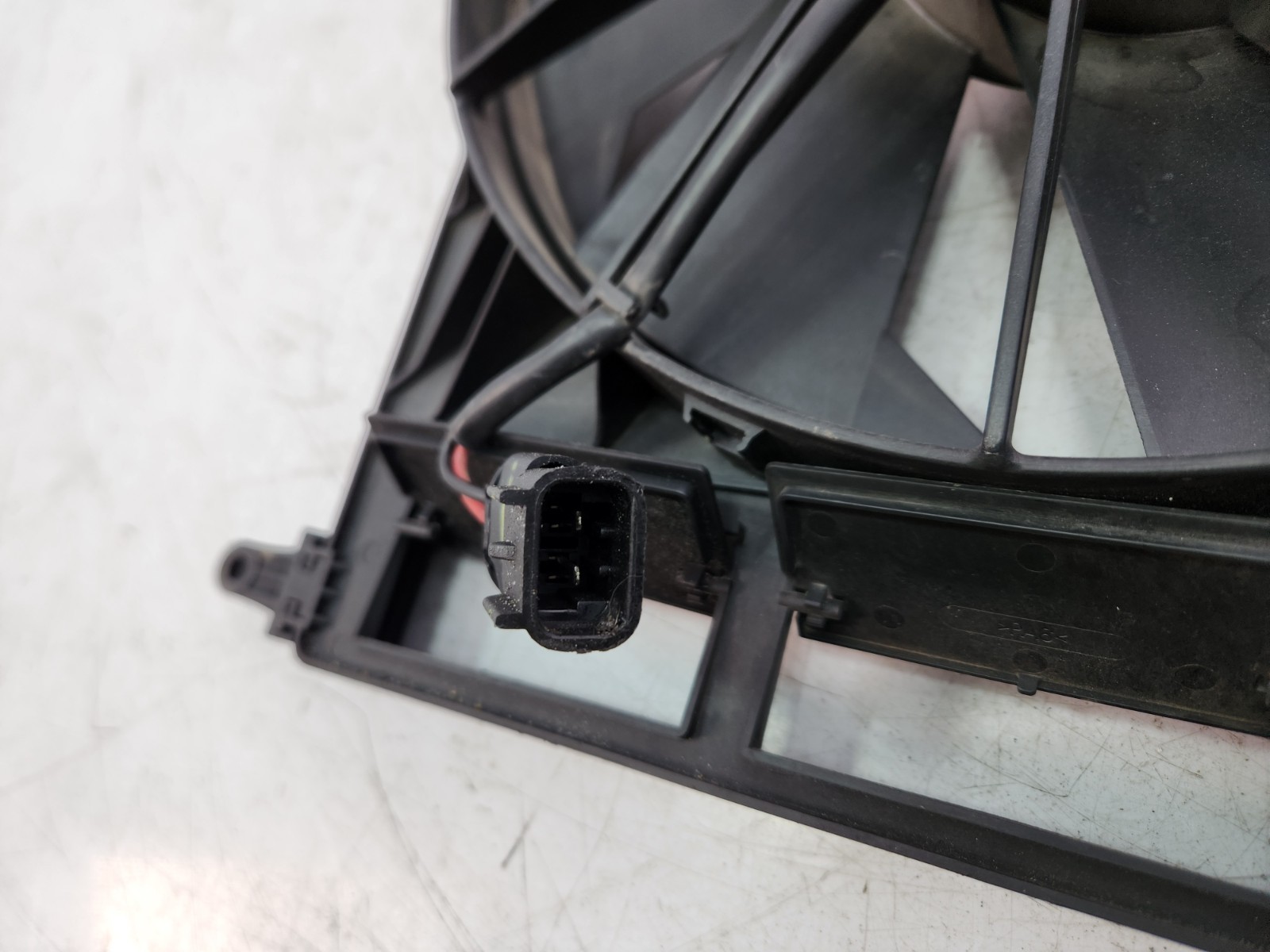 ✅ 04-10 OEM Maserati Quattroporte M139 Radiator Cooling Fan Motor 71k