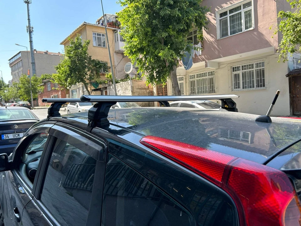 For Nissan Note E11 2004-2013 Roof Rack Cross Bars Normal Roof Alu Silver - Image 4 of 4