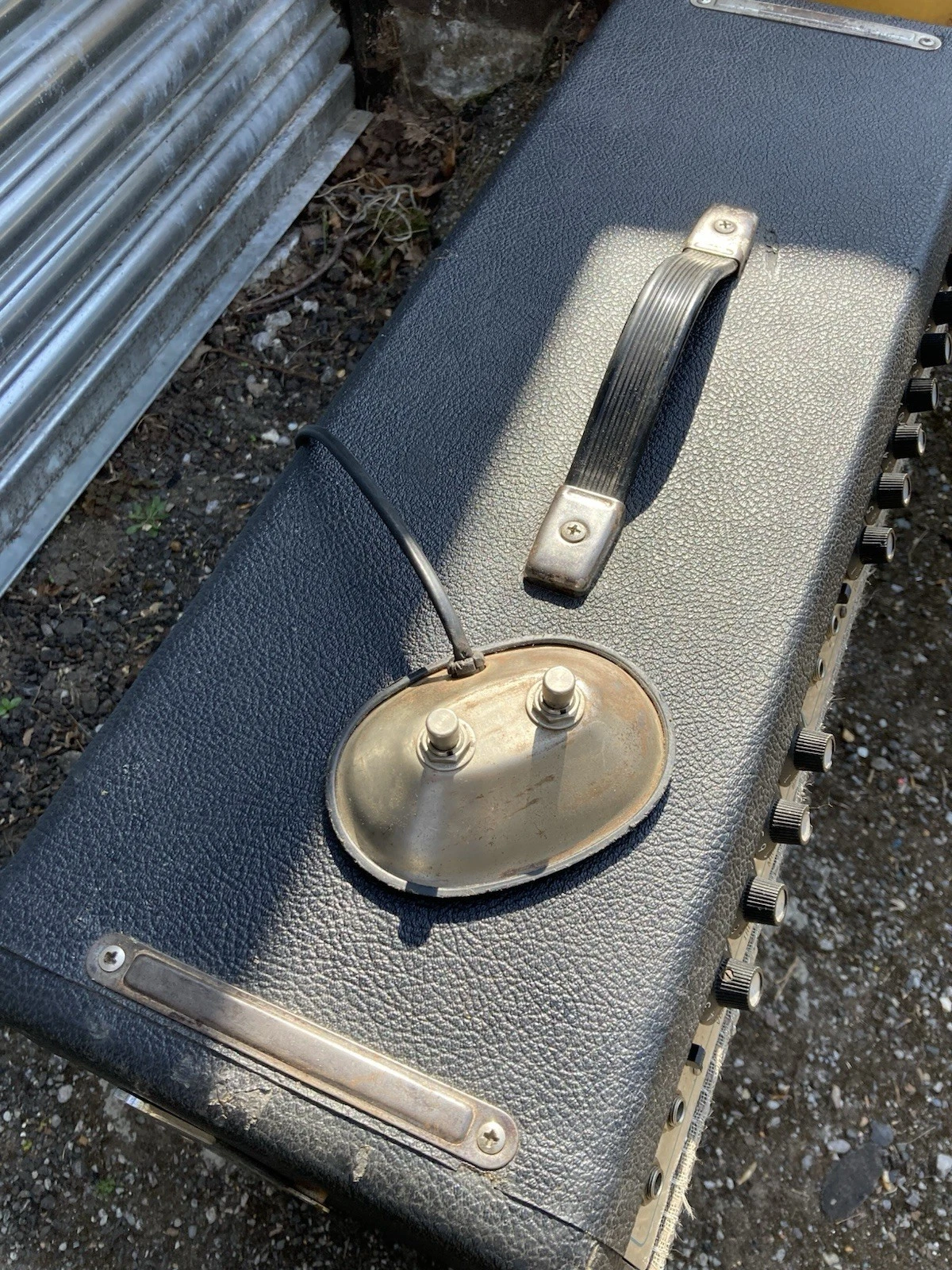 Picture 3 of 11