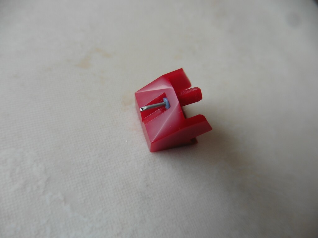Aiguille Diamant EMJI Pour Toshiba – Fabrication Suisse – Neuf