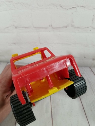 Processed Plastic Co, Red & Yellow Chevy 4X4 Pickup #9360 8.5" Long, No Bumper - Picture 5 of 12