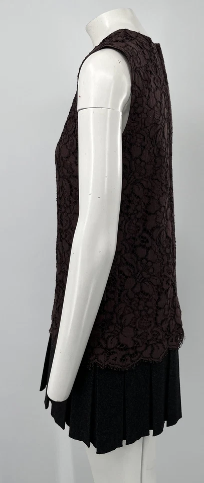 Mini Vestido Dolce&Gabbana Púrpura Floral Encaje Sin Mangas con Ribete Plisado Gris talla 42 Foto 2 de 4