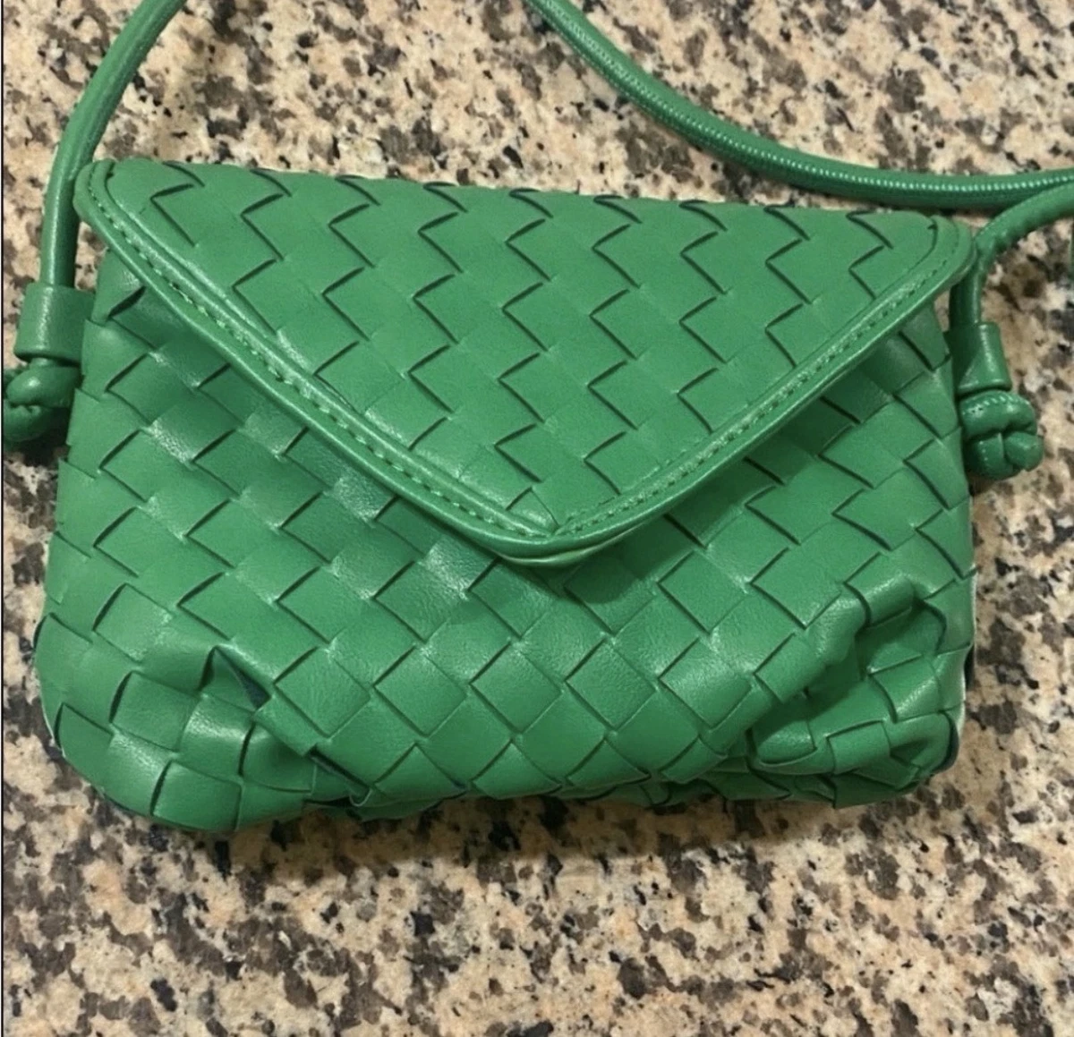 urban expressions bag/backpack Green Vegan Leather New With Crossbody Strap crossbody - Urban Expressions main image 4