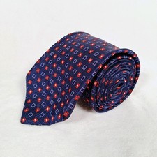 Brooks Brothers Makers 100 Silk Made in USA Geometric Classic L60 1/4 W3 1/2