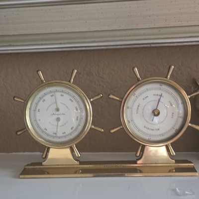 Airguide Desk Clock and Barometer Gold Tone Ship Wheel Polished Metal Analog