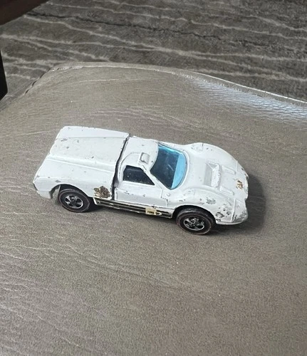 VINTAGE HOTWHEELS REDLINE FORD J-CAR WHITE ORIGINAL 1967