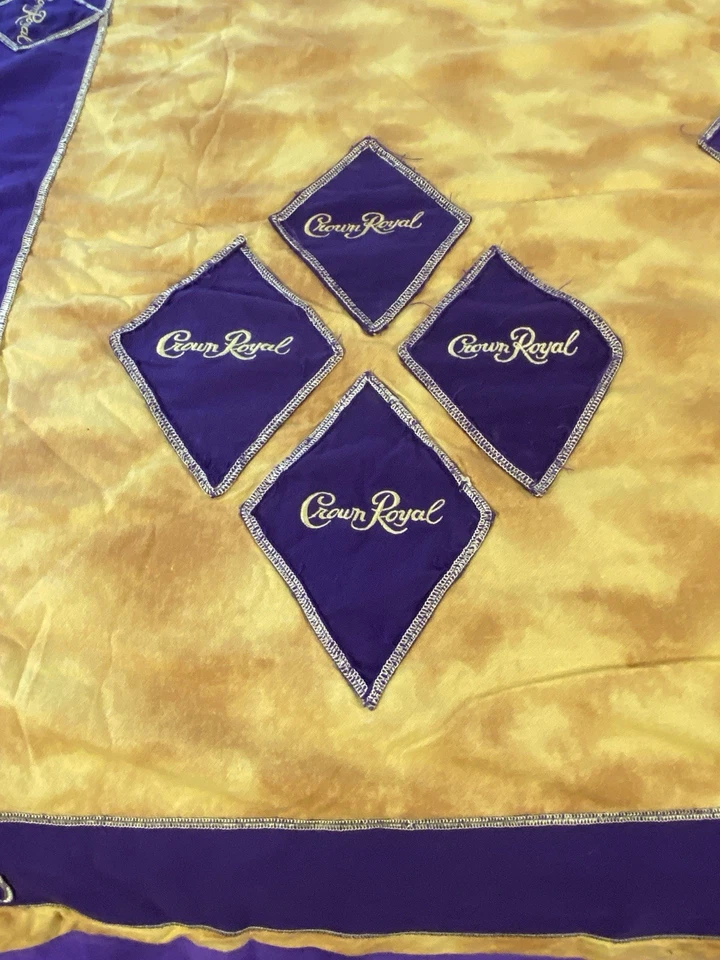 复古皇冠皇家被子/床罩紫色和金色自制 72"x 90" 棉 美国 — 第 2/4 张图片
