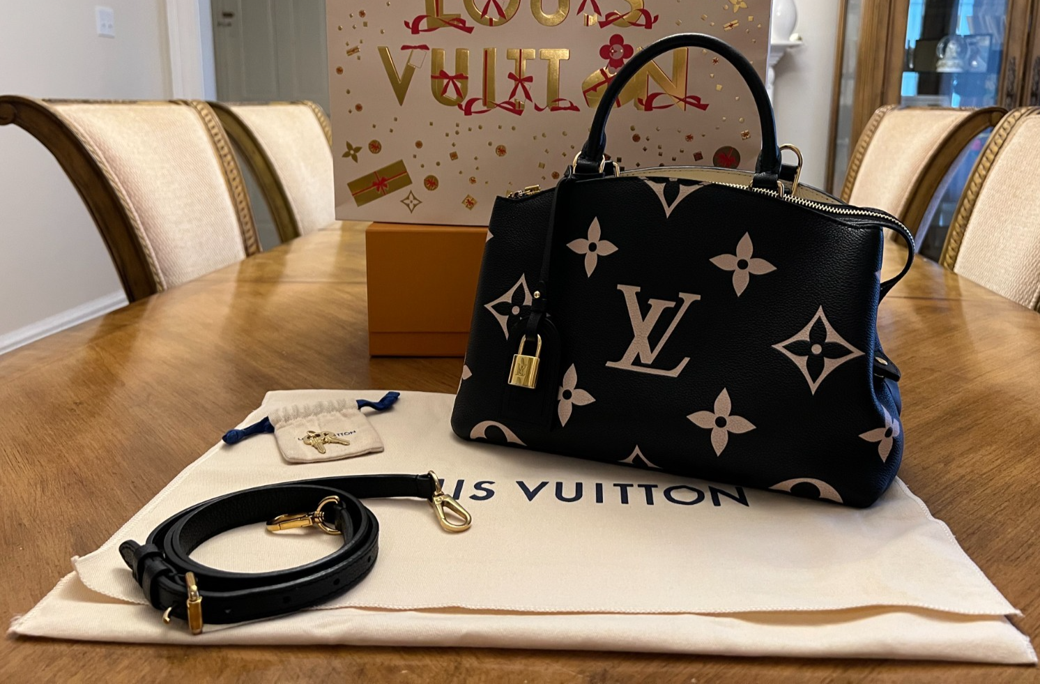 Louis Vuitton Petit Palais Handbag-Monogram Empreinte Leather Black/Beige M58913