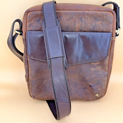 Men's Havana Tan Distressed Oil Leather Messenger Bag by Visconti