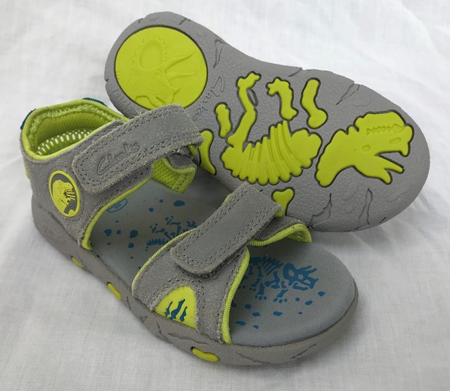clarks stomposaurus shoes