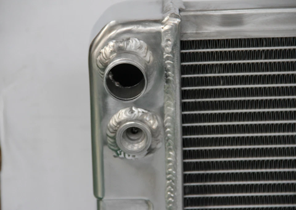 KKS 3 ROW Aluminium Radiator for 1994-1999 CHEVY C/K 1500 Suburban 2500 34" Wide Foto 4 de 4