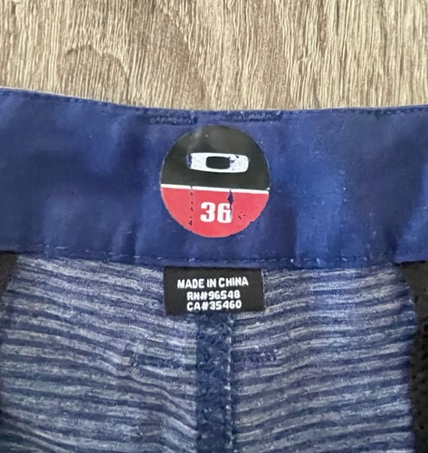 Oakley Board Shorts Factory Pilot Men’s Size 36 Blue Button Up Lt Weight GUC - Picture 6 of 9