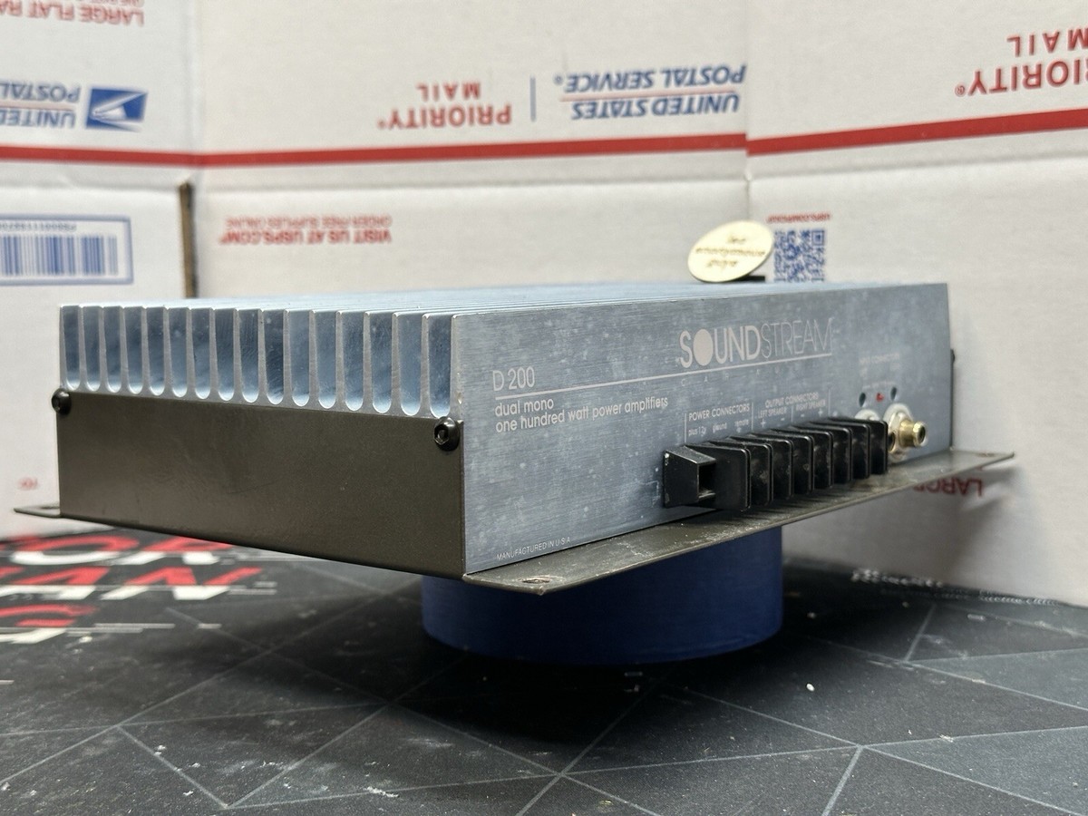 Soundstream D200 Dual Mono Car Amplifier Old School
