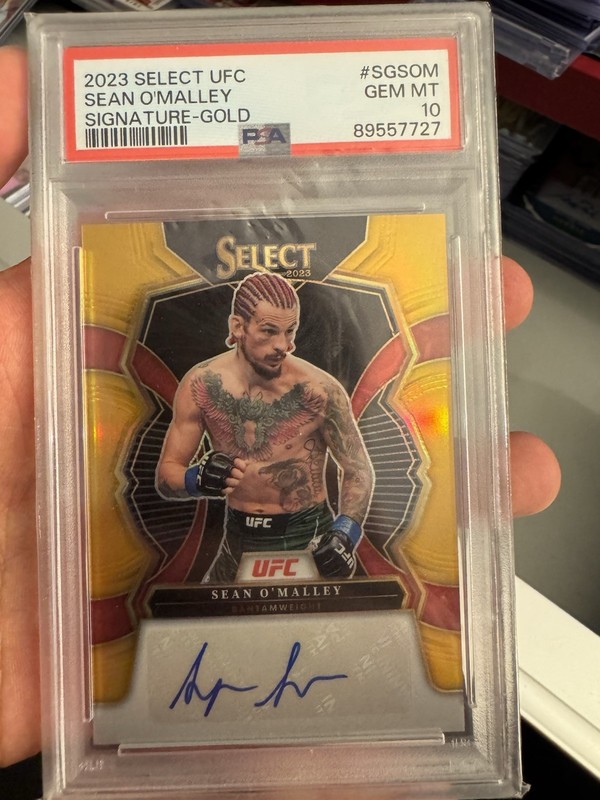 2023 Select UFC Sean O’Malley Auto /10 Gold PSA 10