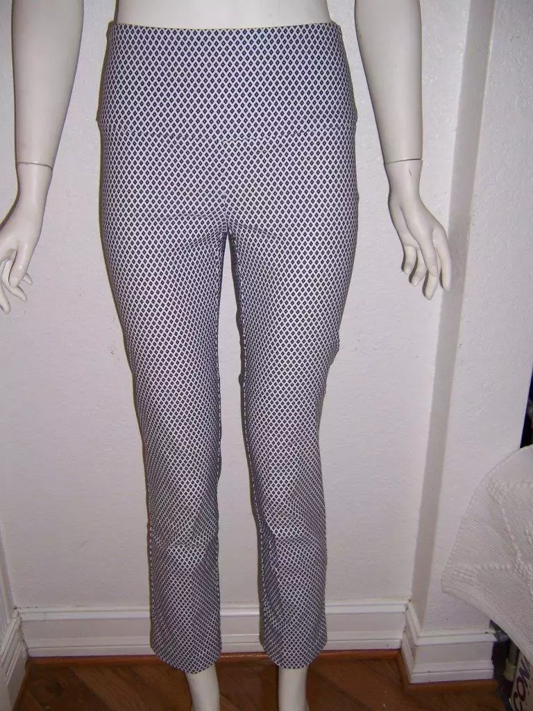 UP CANADA WOMEN S NAVY WHITE DIAMOND GEO PRINT ANKLE PANTS SIZE 4