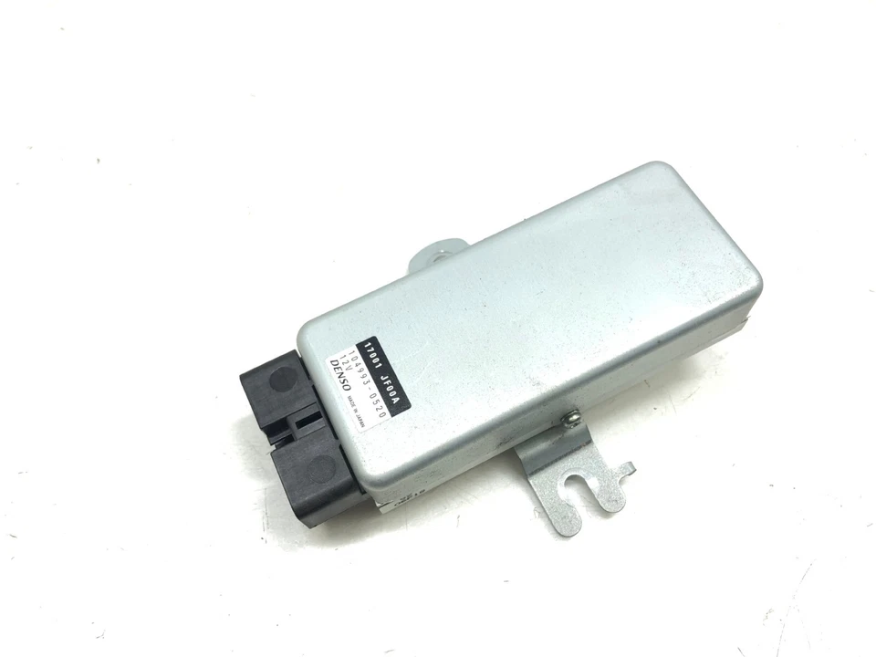 Módulo de control de bomba de combustible Infiniti QX56 QX80 2011-2017 OEM. Foto 2 de 4