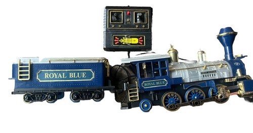 Vintage 1985 Royal Blue Locomotive Train