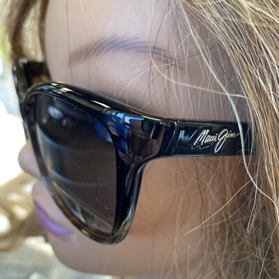 Maui Jim Starfish MJ 744-02T Cat Eye Black Sunglasses Black  display picture 1