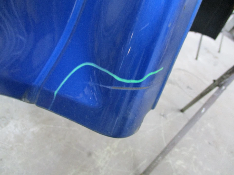 2005 Acura RSX - Rear Bumper Cover Skin (FLAWS)(Color: Blue-B-520P) Foto 3 de 4