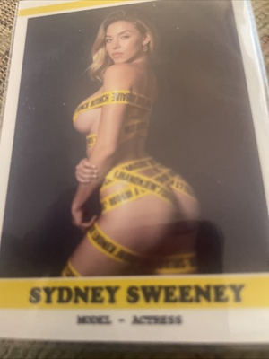 #ad SYDNEY SWEENEY Cosmopolitan Magazine Spring 2026 Free Sydney Card $14.99