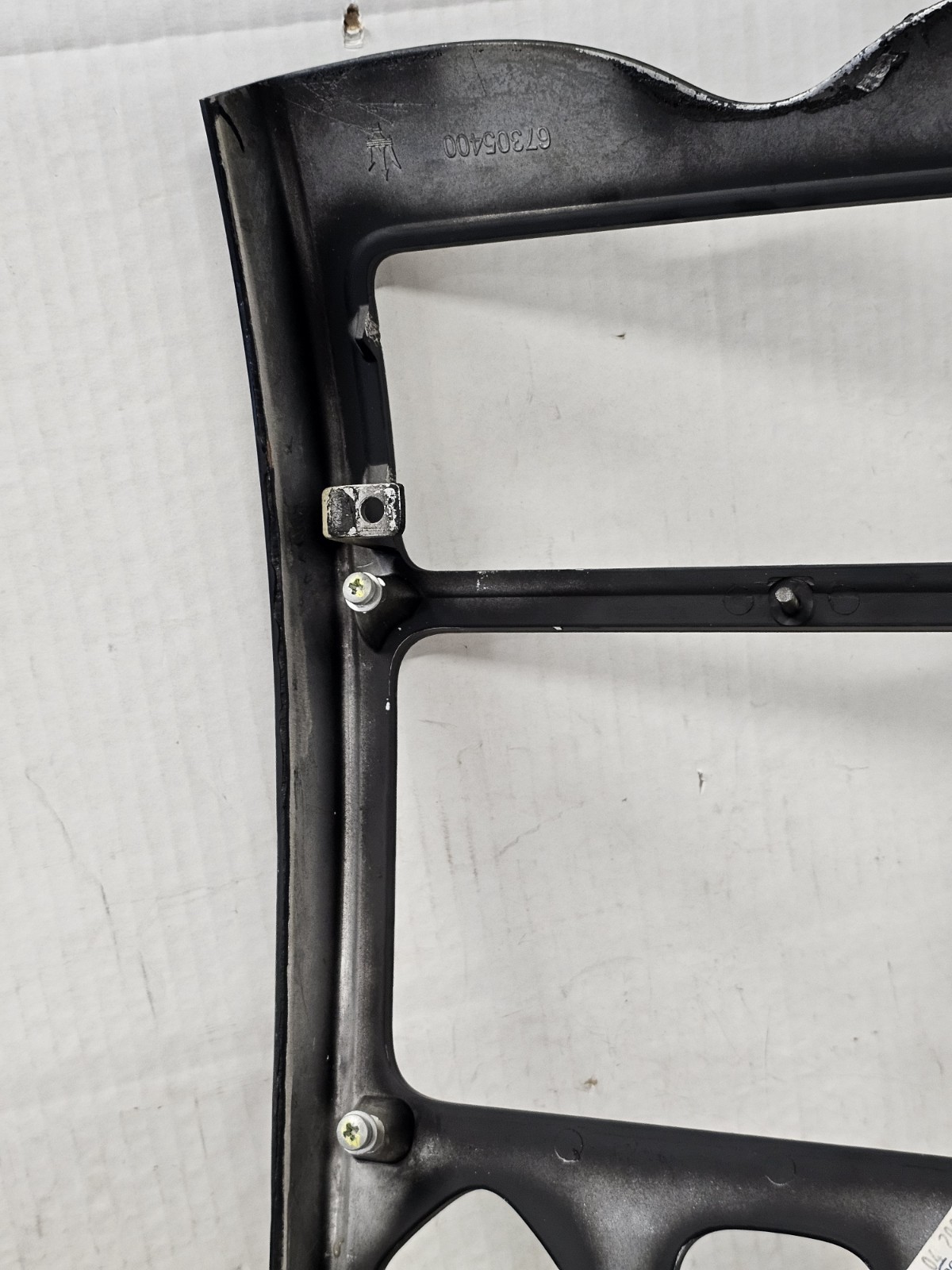 2005-2008 Maserati Quattroporte Sport GT Carbon Fiber Radio Bezel OEM 67305400