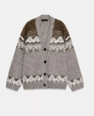 ZARA JACQUARD-STRICKJACKE IN ANGERAUTER OPTIK M