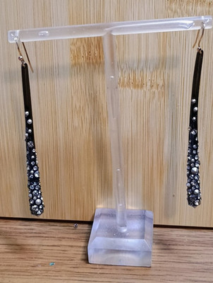 Alexis Bittar 14kt Haken lange schlanke schwarze Markasiten Ohrringe 3''L signiert ''AB''