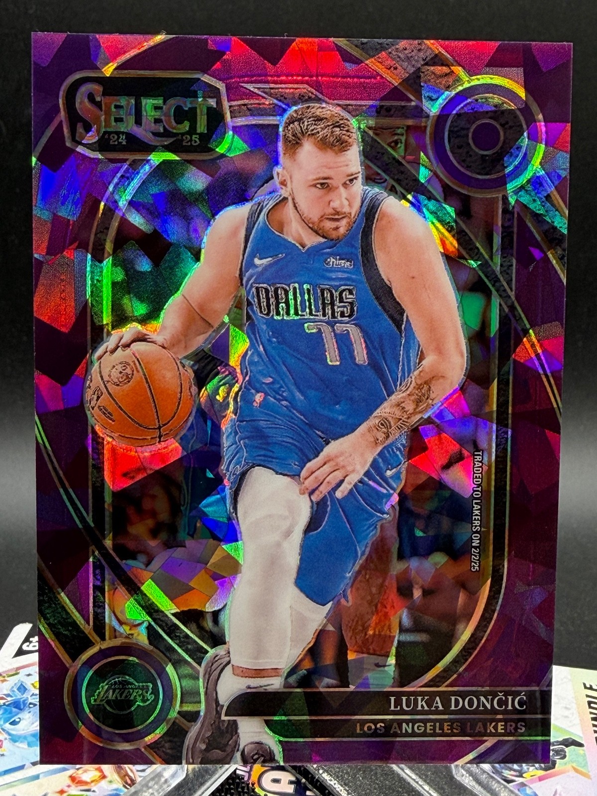 2024-25 Select Luka Doncic Courtside #265 Purple Cracked Ice Prizm 57/99 Lakers
