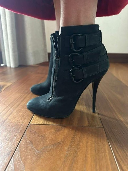 Women Giuseppe Zanotti Boots Black 36