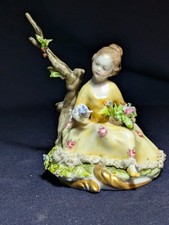 CAPODIMONTE NAPLES Porcelain Figurine Lady with Flowers LACE ITALY