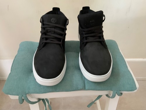 mens sneaker