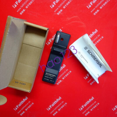 AZ/AZM300-B1 101218025 Schmersal Safety switch Brand New by DHL/FedEx ...