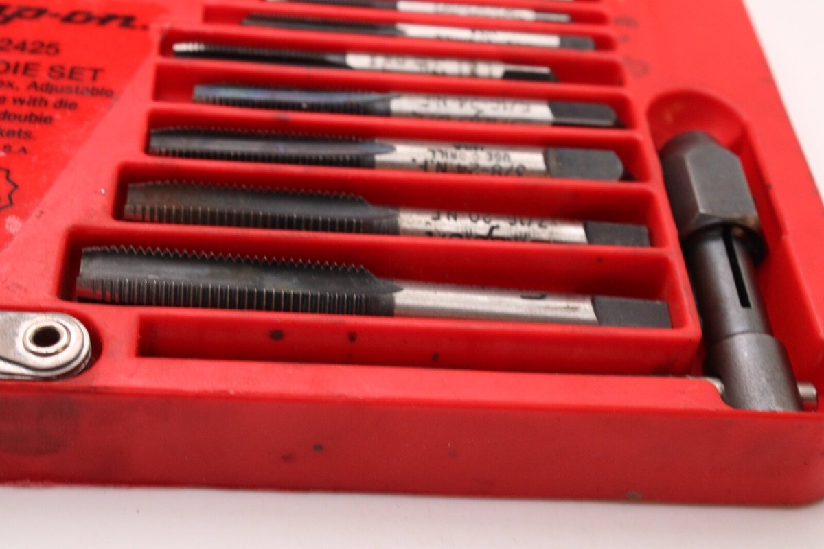 Snap-On Tools TD-2425 Tap & Die Set 41 Pieces SAE Missing Snap-On Tools TD-2425 Tap & Die Set 41 Pieces SAE Missing