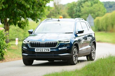 Auto Foto 12x8 - Skoda Karoq SE L TSI - KY22 ZYN