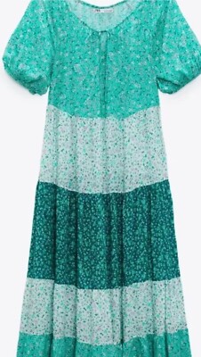 slim fit dress slacks Hush Green Floral Short Sleeve Midi Dress main image 0
