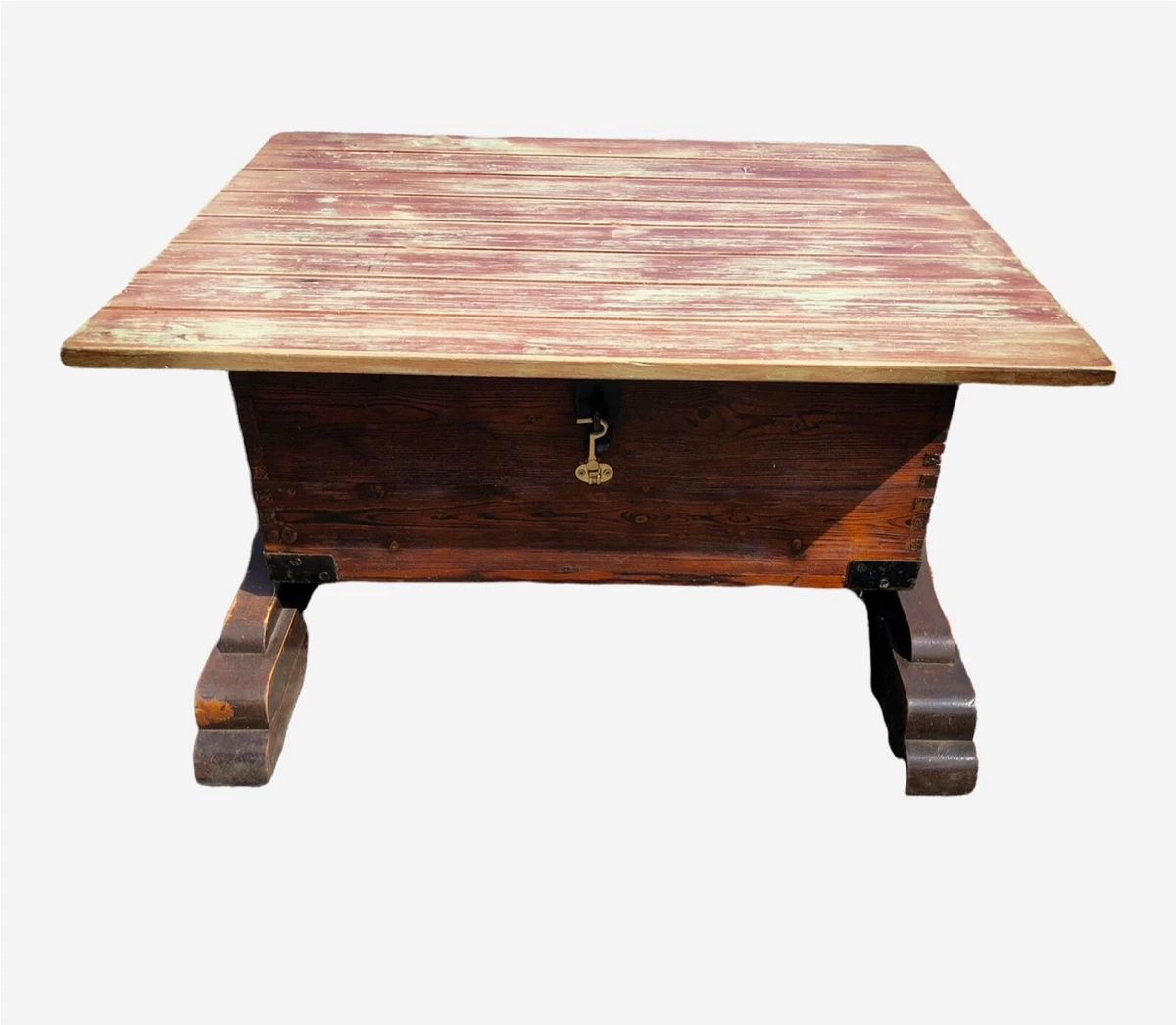 Vintage coffee table with storage deals