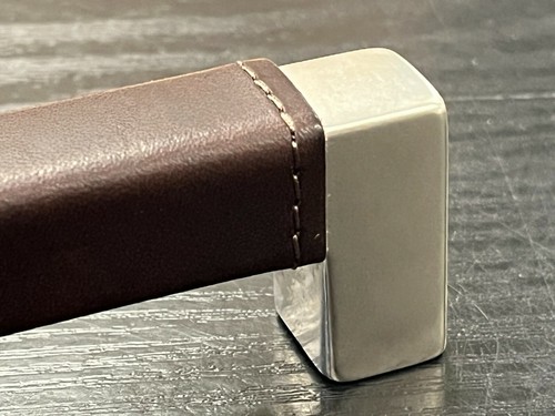 Turnstyle Designs Choco Leather Square D Cabinet Handle T1361 160mm End Stitched - Picture 5 of 10