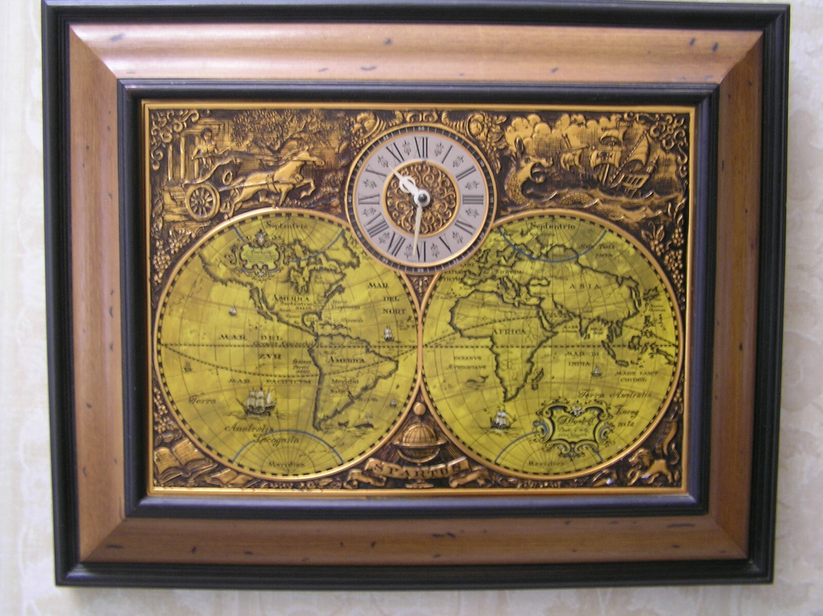 3pt8 MID-CENTURY SPARTUS OLD WORLD MAP WALL CLOCK FRAMED 20"X16" MADE IN USA