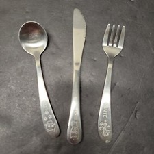 Set Of Childs Stainless Flatware 3 Pc Dog Cat Giraffe Knife Fork Spoon