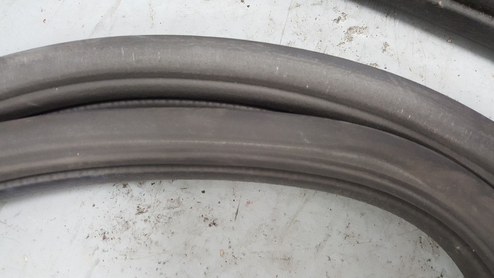 NISSAN QASHQAI J10 0713 5DR PASSENGER NEARSIDE FRONT DOOR RUBBER