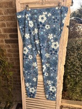 Disney Store Lilo and Stitch Pattern Floral Leggings Size 1X Plus