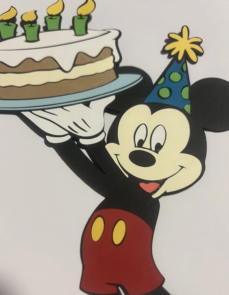 Pastel de cumpleaños inspirado en Mickey Mouse papel troquelado pieza de papel para álbumes de recortes Foto 3 de 4