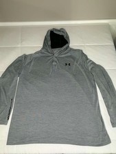 Under Armour HeatGear lightweight pullover hoodie in gray heather. Features long