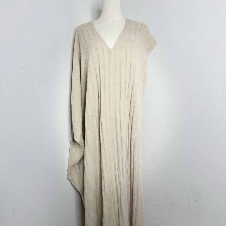 Maxi Vestido ZARA Crema Tejido Asimétrico Capa Caftán Lana Cachemira Mediano Foto 4 de 4