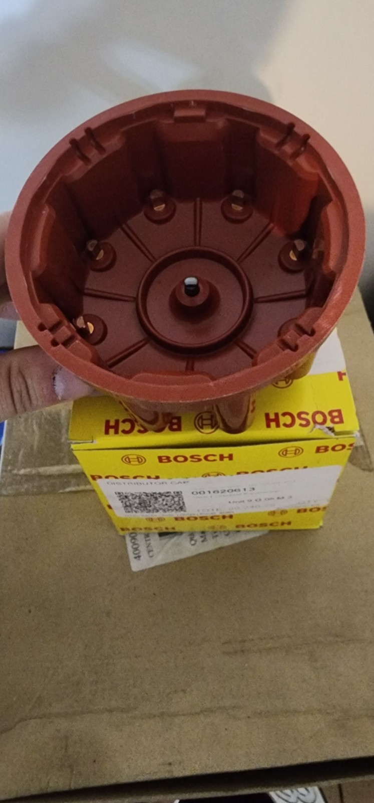 Bosch Distributor Cap 001620613 LAMBORGHINI/MASERATI